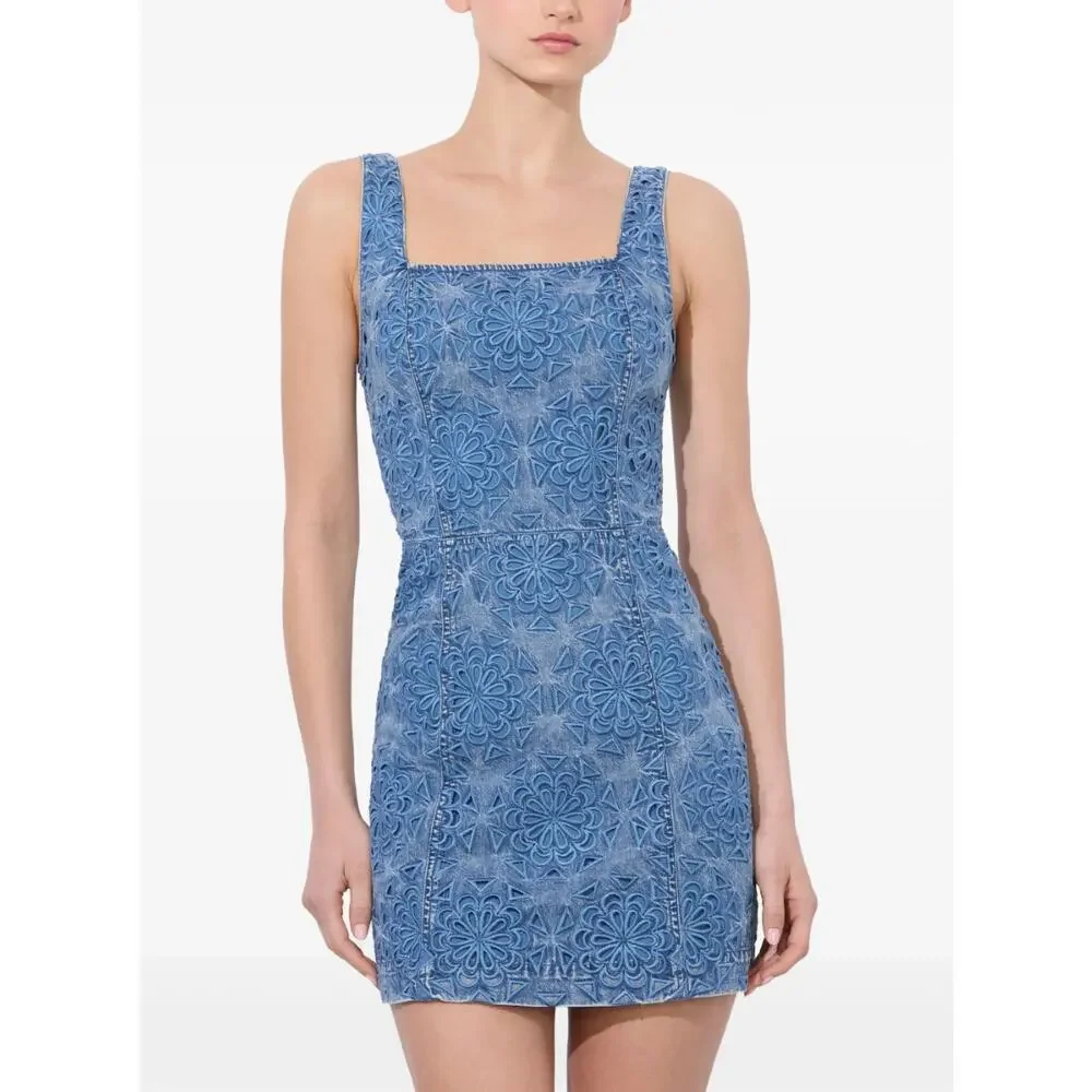 ALICE + OLIVIA Maryann Eyelet Embroider Denim Dress Avery Blue Sz 4 NWT $495 Q35 - Picture 7 of 8